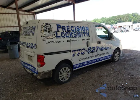 2015 Nissan Nv200 Sv from USA, damaged, VIN 3N6CM0KN1FK716298